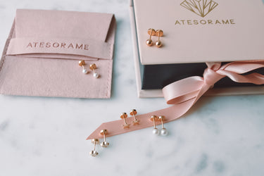 Abridores A Presion Oro 18k Estrella Hexagonal Zafiro de 4,5mm - Atesorame