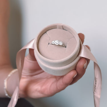 Anillo Moissanita Dinasty - Atesorame