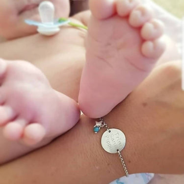 Pulsera Grabada Medalla 18mm - Atesorame